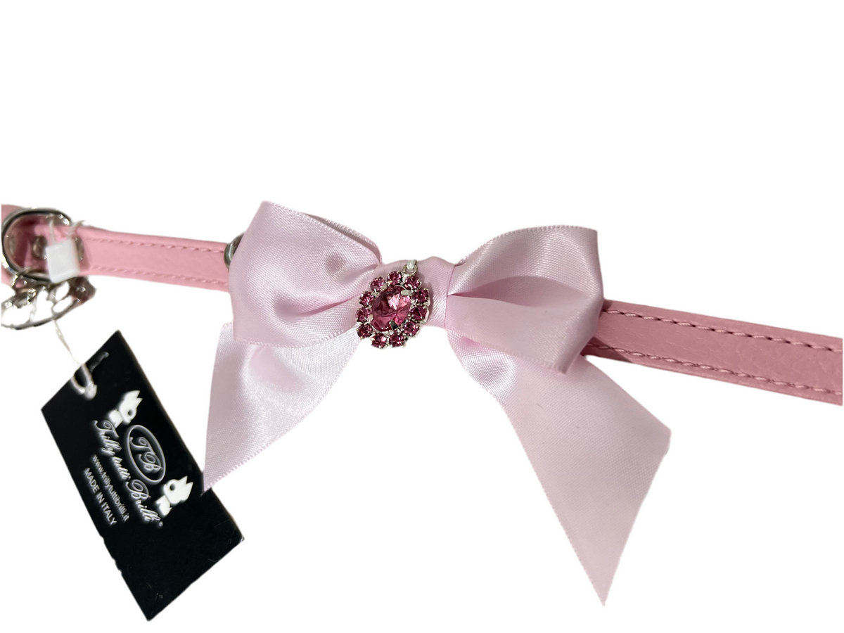 Elia Collar