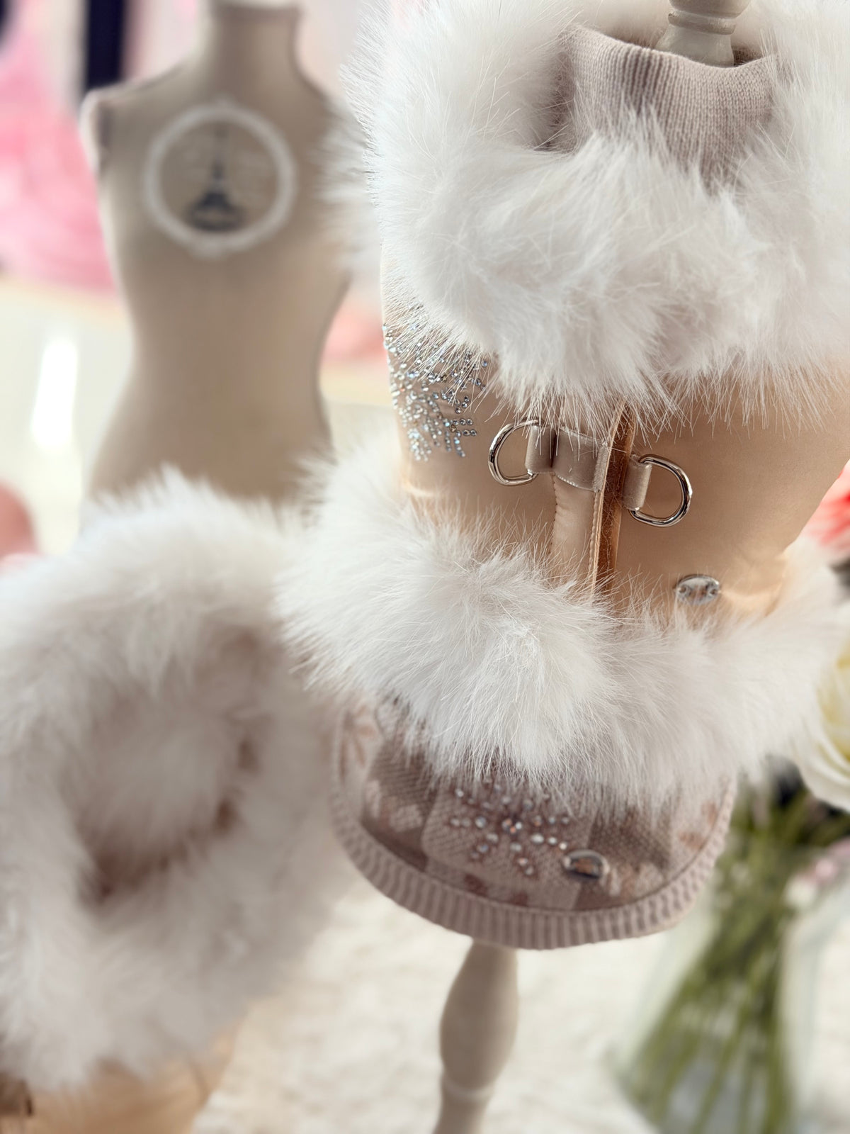 Show Crystal Harness