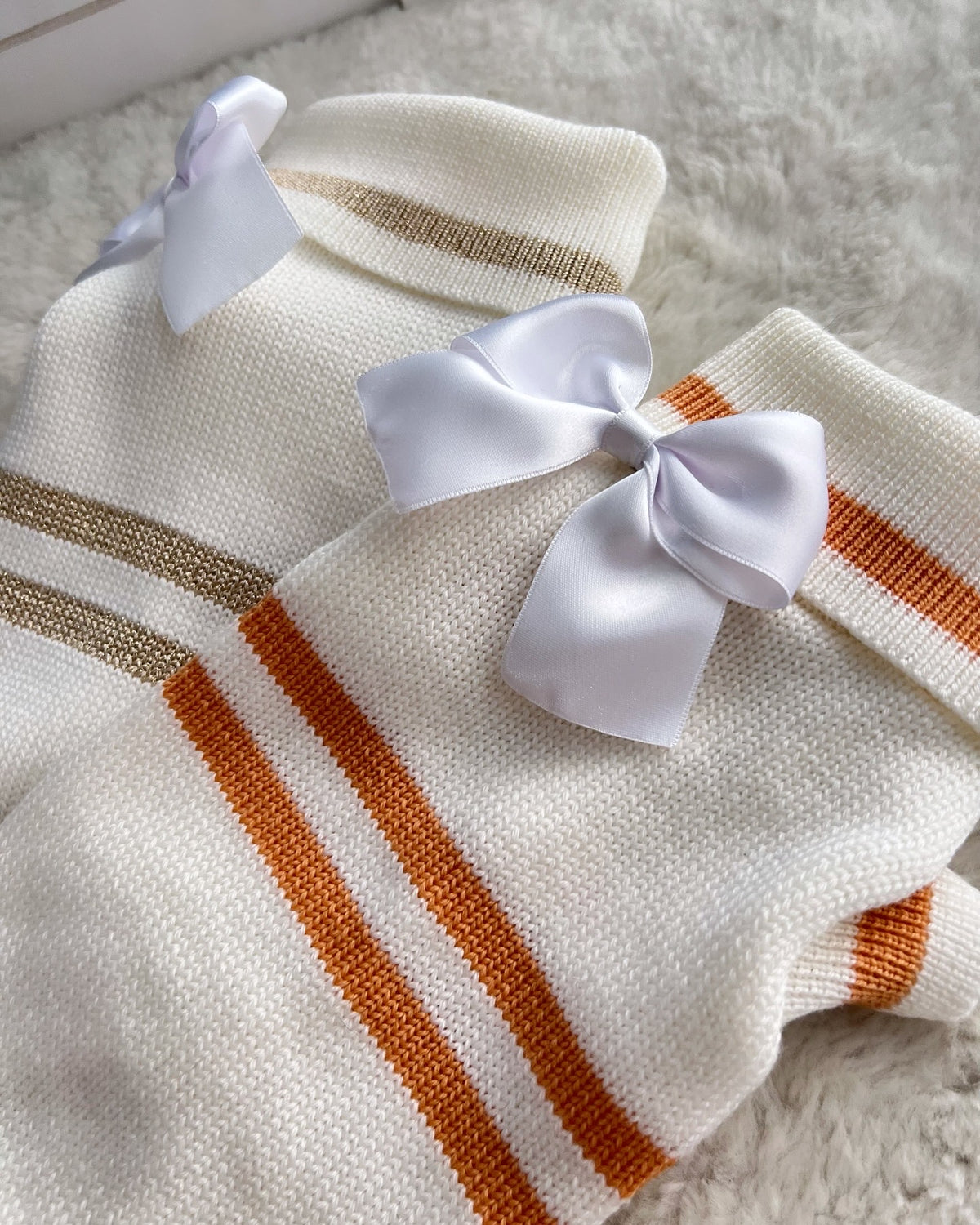 Virgo Pullover Gold